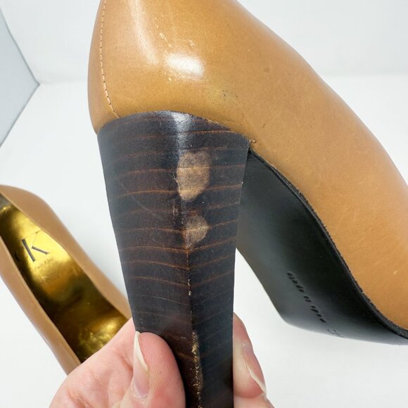 Vintage 90s Calvin Klein Camel Tan Leather Pointy Toe Pumps Size 8 Made in Spain - Picture 6 of 12